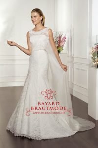 Brautkleid Luzern ein ein elegantes Hochzeitskleid mit feinen weichen französichen Spitzen