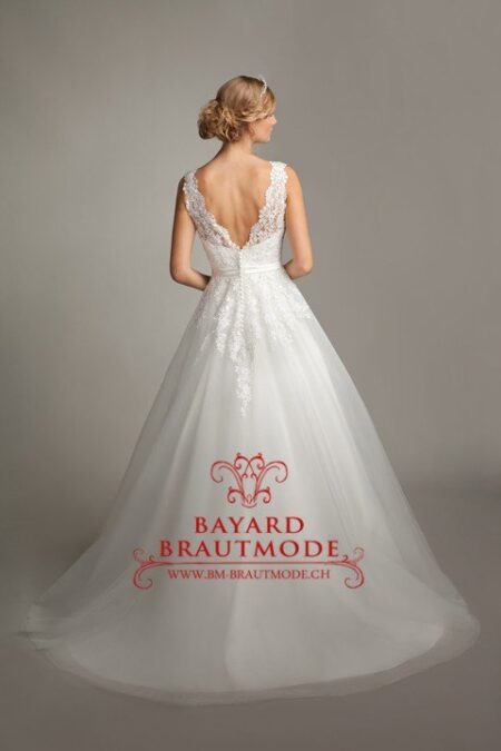 Brautmode Zofingen – A-Linien-Hochzeitskleid mit V-Rücken