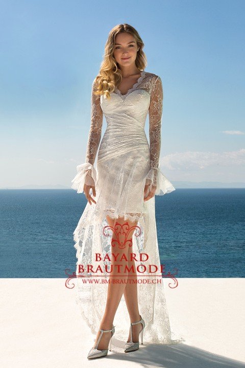 Brautkleid -Brautmode Thun - ist kurzes Brautkleid mit V-förmigen Halsausschnitt