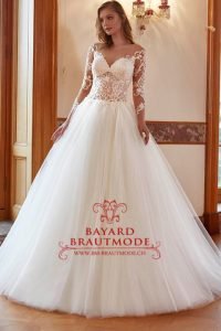 Hochzeitskleid Kloten ein wunderschönes Prinzessinnen-Brautkleid mit voluminöses Tüllrock