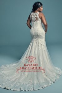 Hochzeitskleid Sarnen - ein Fit-and-Flare-Brautkleid mit eleganter Romantik